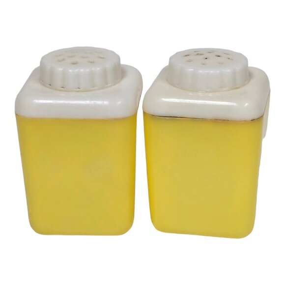 Vintage 50s Salt & Pepper Yellow Shakers Mid-Century Modern Diner Style - Picture 6 of 6